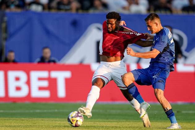 Football - UEFA Europa League - First qualifying round - Leg 1 - PFC Levski - FC Hapoel Beer Sheva - 10.07.2025 Lucas Ventura of Hapoel Beer Sheva is challenged by Georgi Kostadinov of PFC Levski during UEFA Europa League s first qualifying rounds 1st leg between PFC Levski and FC Hapoel Beer Sheva Bulgaria Copyright: xYulianxTodorovx