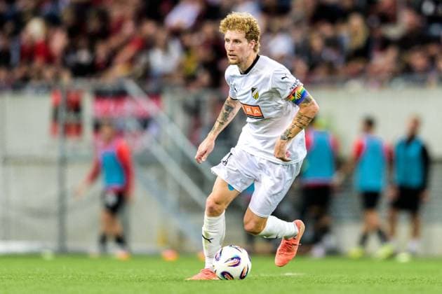 250710 Simon Gustafson of Häcken during the UEFA Europa League qualifier football match between Spartak Trnava and Häcken on July 10, 2025 in Trnava. Photo: Mathilda Schuler BILDBYRAN kod MA MA0843 fotboll football soccer fotball uefa europa league europa league spartak trnava häcken bbeng Copyright: MATHILDAxSCHULER BB250710MA139