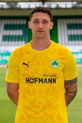 10.07.2025 - SpVgg Greuther Fürth ( Kleeblatt Spielvereinigung ) - 2. BL Fussball Bundesliga - Saison 2025 2026 - Fototermin Porträttermin Vorstellung Präsentation Pressetermin - - Einzelbild Einzelfoto Portrait Porträt Kopfbild - Nils Körber (1, SpVgg Greuther Fürth )