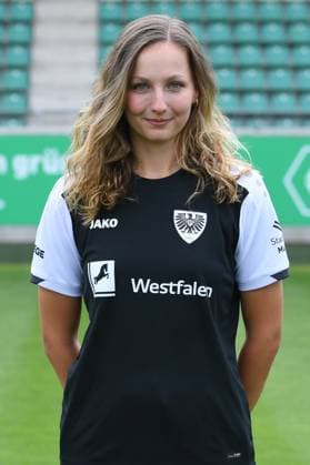 SC Preußen Münster; 2. BL, Porträttermin 2025 2026 Kira Loose ( Physiotherapeutin Münster ); SC Preußen Münster; 2. BL, Porträttermin 2025 2026