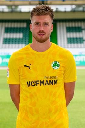 10.07.2025 - SpVgg Greuther Fürth ( Kleeblatt Spielvereinigung ) - 2. BL Fussball Bundesliga - Saison 2025 2026 - Fototermin Porträttermin Vorstellung Präsentation Pressetermin - - Einzelbild Einzelfoto Portrait Porträt Kopfbild - Pelle Boevink (26, SpVgg Greuther Fürth )