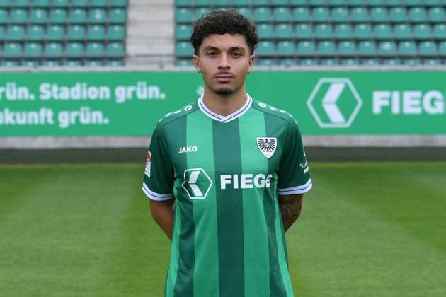 SC Preußen Münster; 2. BL, Porträttermin 2025 2026 Leon Tasov ( Münster ); SC Preußen Münster; 2. BL, Porträttermin 2025 2026