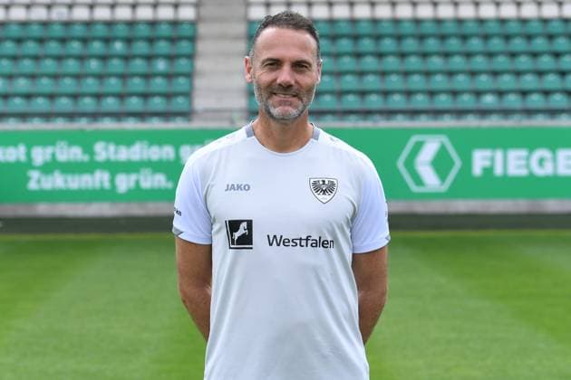 SC Preußen Münster; 2. BL, Porträttermin 2025 2026 Alexander Ende ( Trainer Cheftrainer Münster ); SC Preußen Münster; 2. BL, Porträttermin 2025 2026