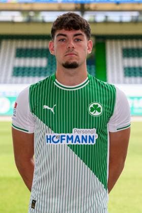 10.07.2025 - SpVgg Greuther Fürth ( Kleeblatt Spielvereinigung ) - 2. BL Fussball Bundesliga - Saison 2025 2026 - Fototermin Porträttermin Vorstellung Präsentation Pressetermin - - Einzelbild Einzelfoto Portrait Porträt Kopfbild - Reno Münz Muenz (5, SpVgg Greuther Fürth )