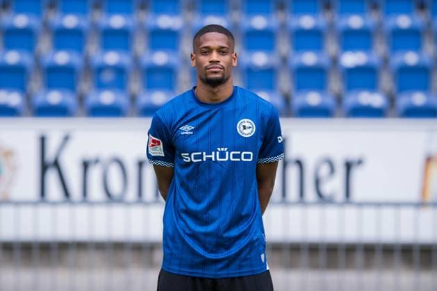 Isaiah Young; DSC Arminia Bielefeld; 2.BL, Porträttermin 2025 2026.