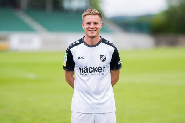 Manuel Reutter; SV Rödinghausen; Regionalliga West, Porträttermin 2025 2026. Rödinghausen Nordrhein-Westfalen Deutschland Häcker Wiehenstadion