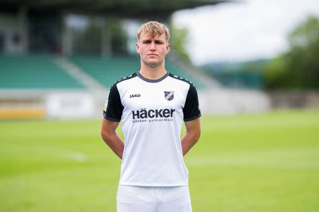 Mattis Rohlfing; SV Rödinghausen; Regionalliga West, Porträttermin 2025 2026. Rödinghausen Nordrhein-Westfalen Deutschland Häcker Wiehenstadion