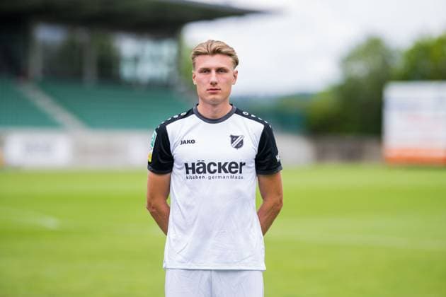 Eduard Probst; SV Rödinghausen; Regionalliga West, Porträttermin 2025 2026. Rödinghausen Nordrhein-Westfalen Deutschland Häcker Wiehenstadion