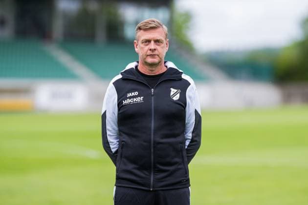 Rene Wederz; SV Rödinghausen; Regionalliga West, Porträttermin 2025 2026. Rödinghausen Nordrhein-Westfalen Deutschland Häcker Wiehenstadion