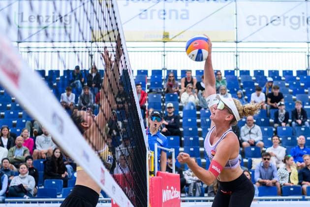 Beach volleyball, Beachvolleyball - Pro Beach Battle Masters SEEWALCHEN,AUSTRIA,11.JUL.25 - BEACH VOLLEYBALL - Beach Volleyball Tour PRO, Pro Beach Battle Masters Litzlberg. Image shows Saskia Bisanz and Lilli Hohenauer (AUT).  GEPAxpictures xDanielaxMoser