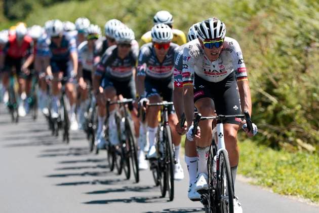 Tour de France 2025 Stage 7 MUR-DE-BRETAGNE GUERLEDAN, FRANCE - JULY 11 : Politt Nils (GER) of UAE Team Emirates during stage 7 of the 112th edition of Tour de France an UCI World Tour 2.UWT cycling road race stage for Men Elite of 194 km with start in Saint-Malo and finish in Mur-de-Bretagne Guerledan on July 11, 2025 in Mur-de-Bretagne Guerledan, France, 11 07 2025 ( Motordriver Kenny Verfaillie - Mur-de-Bretagne Guerledan France  Copyright: xLucaxBettinix