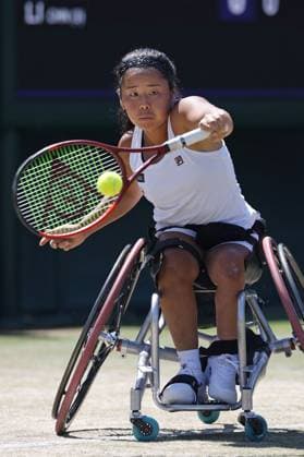 Tennis: Wimbledon championships Yui Kamiji of Japan plays against Li Xiaohui of China in the women s wheelchair singles semifinals at the Wimbledon tennis tournament in London on July 11, 2025.  A14AA0004718672P