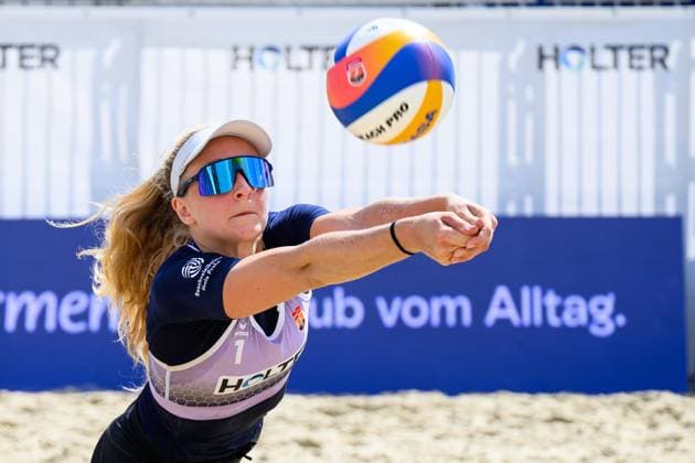 Beach volleyball, Beachvolleyball - Pro Beach Battle Masters SEEWALCHEN,AUSTRIA,11.JUL.25 - BEACH VOLLEYBALL - Beach Volleyball Tour PRO, Pro Beach Battle Masters Litzlberg. Image shows Andrea Lorenzova (CZE).  GEPAxpictures xDanielaxMoser