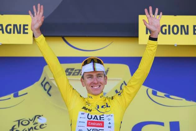 Tour de France 2025 Stage 7 MUR-DE-BRETAGNE GUERLEDAN, FRANCE - JULY 11 : Pogacar Tadej (SLO) of UAE Team Emirates pictured with the yellow jersey during the podium ceremony of stage 7 of the 112th edition of Tour de France an UCI World Tour 2.UWT cycling road race stage for Men Elite of 194 km with start in Saint-Malo and finish in Mur-de-Bretagne Guerledan on July 11, 2025 in Mur-de-Bretagne Guerledan, France, 11 07 2025 ( Motordriver Kenny Verfaillie - Mur-de-Bretagne Guerledan France  Copyright: xVincentxKalutx