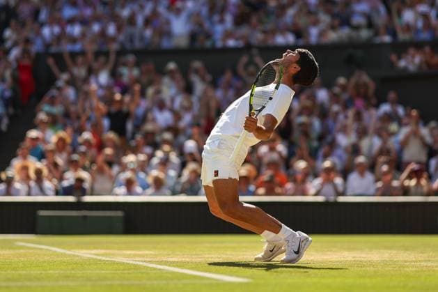Carlos Alcaraz celebrates victory in his semi final match Wimbledon Tennis Championships, Day 12, The All England Lawn Tennis and Croquet Club, London, UK - 11 Jul 2025London The All England Lawn Tennis and United Kingdom  Copyright: xEllaxLing Shutterstockx 15392289aw