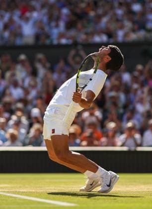 Carlos Alcaraz celebrates victory in his semi final match Wimbledon Tennis Championships, Day 12, The All England Lawn Tennis and Croquet Club, London, UK - 11 Jul 2025London The All England Lawn Tennis and United Kingdom  Copyright: xEllaxLing Shutterstockx 15392289ax