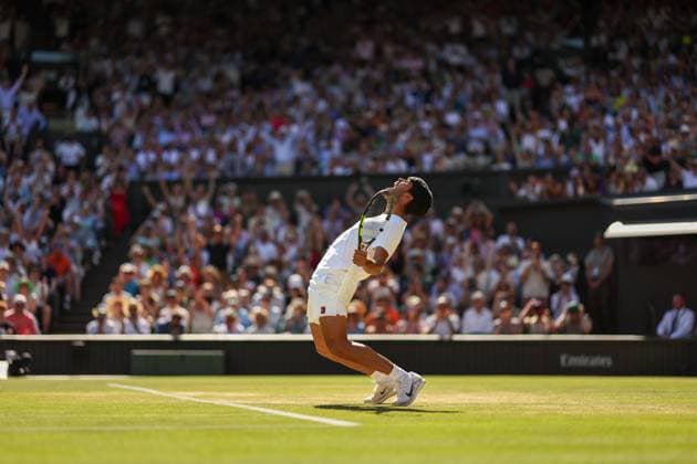 Carlos Alcaraz celebrates victory in his semi final match Wimbledon Tennis Championships, Day 12, The All England Lawn Tennis and Croquet Club, London, UK - 11 Jul 2025London The All England Lawn Tennis and United Kingdom  Copyright: xEllaxLing Shutterstockx 15392289ay