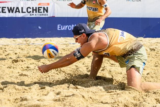 Beach volleyball, Beachvolleyball - Pro Beach Battle Masters SEEWALCHEN,AUSTRIA,11.JUL.25 - BEACH VOLLEYBALL - Beach Volleyball Tour PRO, Pro Beach Battle Masters Litzlberg. Image shows Laurenc Groessig (AUT).  GEPAxpictures xDanielaxMoser