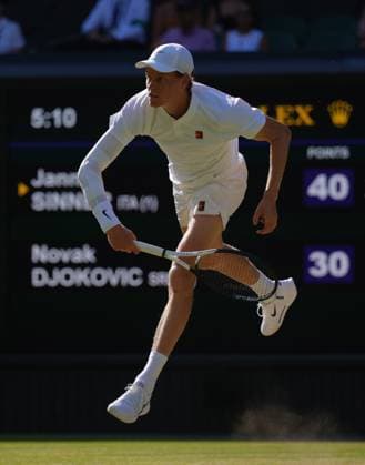 Jannik Sinner of Italy plays a shot during the Gentlemen s Singles semi-final match on day twelve of The Championships Wimbledon 2025 at All England Lawn Tennis and Croquet Club on July 11, 2025 in London, England.  Copyright: xHiroshixSatox