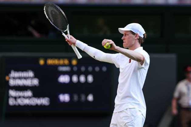 Jannik Sinner (ITA) jubelt nach dem Sieg, Jubel, Freude, Emotion, Herren Einzel, Gentlemen s Singles Tennis - Wimbledon 2025 - Grand Slam ITF ATP, Tennis Herren WTA, Tennis Damen - AELTC - London - - Great Britain - 11 July 2025. Copyright: xJuergenxHasenkopfx