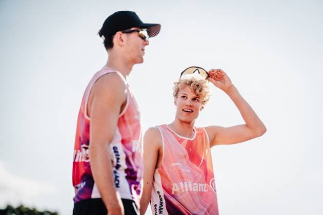 Beachvolleyball Männer Allianz German Beach Tour 2025 Tourstop München 11.07.2025 v.l. Tristan Fröbel und Tamo Wüst München Zentraler Hochschulsport Münche Bayern Deutschland