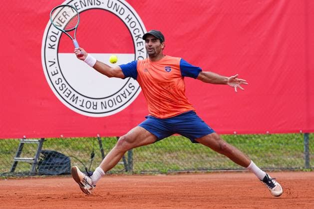 11.07.2025, xydrx, Köln, Tennis, 1.Bundesliga Herren, Kölner THC Stadion Rot-Weiss 1 - TC Bredeney 1, Tennisanlage Olympiaweg: Benjamin Hassan ( TC Bredeney 1 Nordrhein-Westfahlen Deutschland