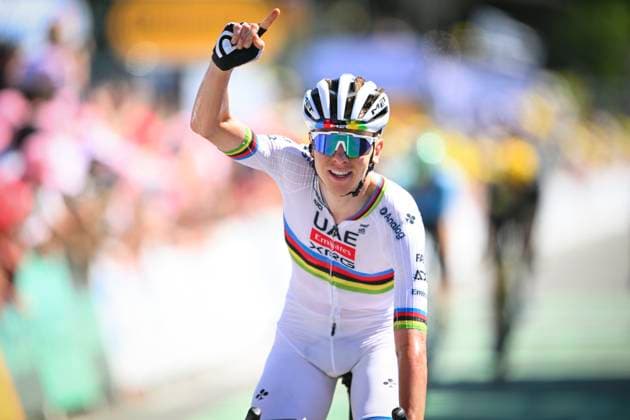 Tour de France 2025 Stage 7 MUR-DE-BRETAGNE GUERLEDAN, FRANCE - JULY 11 : Pogacar Tadej (SLO) of UAE Team Emirates - XRG during stage 7 of the 112th edition of Tour de France an UCI World Tour 2.UWT cycling road race stage for Men Elite of 194 km with start in Saint-Malo and finish in Mur-de-Bretagne Guerledan on July 11, 2025 in Mur-de-Bretagne Guerledan, France, 11 07 2025 ( Motordriver Kenny Verfaillie - Mur-de-Bretagne Guerledan France  Copyright: xVincentxKalutx