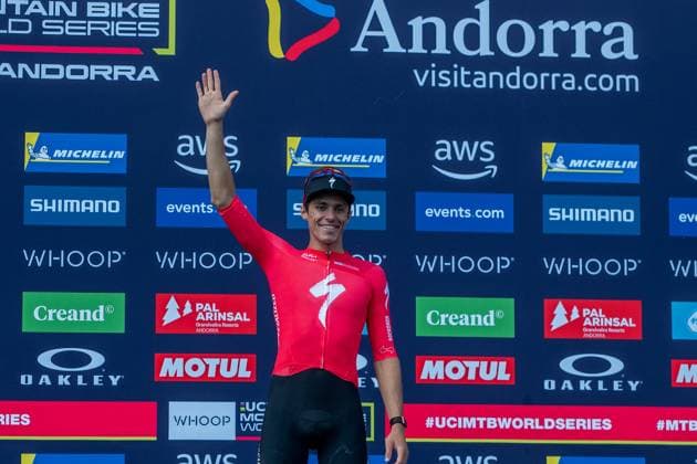 UCI Mountain Bike World Cup 2025 Martin Vidaurre Kossmann from Chile, representing the team Specialized Factory Racing, stands on the podium of the CROSS-COUNTRY SHORT TRACK Men Elite during the UCI Mountain Bike World Cup Andorra 2025 in Pal Arinsal, Andorra, on July 11, 2025. Pal Andorra  Copyright: xMartinxSilvaxCosentinox originalFilename:silvacosentino-martinvi250711_npkxx.jpg