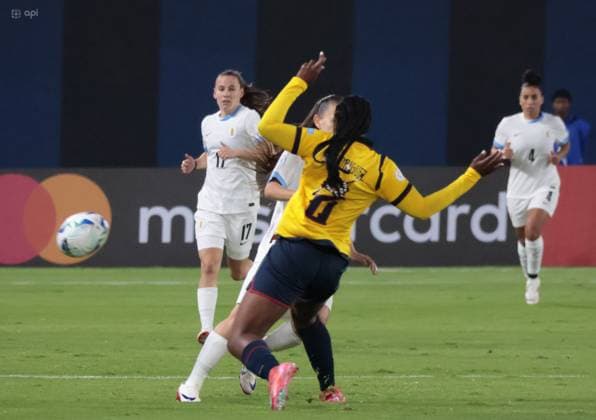 COPA AMERICA FEMENINA 11 de julio del 2025 Encuentro entre Ecuador VS Uruguay por la Copa AmÃ rica Femenina en el estadio Banco Guayaquil. QUITO PICHINCHA ECUADOR Copyright: xHENRYxLAPOx