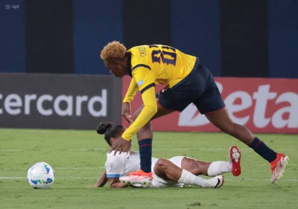 COPA AMERICA FEMENINA 11 de julio del 2025 Encuentro entre Ecuador VS Uruguay por la Copa AmÃ rica Femenina en el estadio Banco Guayaquil. QUITO PICHINCHA ECUADOR Copyright: xHENRYxLAPOx