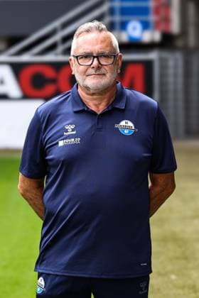 Betreuer Michael Heppner, SC Paderborn - 2. Fussball Bundesliga Porträttermin 2. BL 2025 2026 offizieller Fototermin SC Paderborn in der Home Deluxe Arena in Paderborn - Porträt, Portrait, Einzelbild, Deutschland, Fussball, Maenner, GER, 11.07.2025