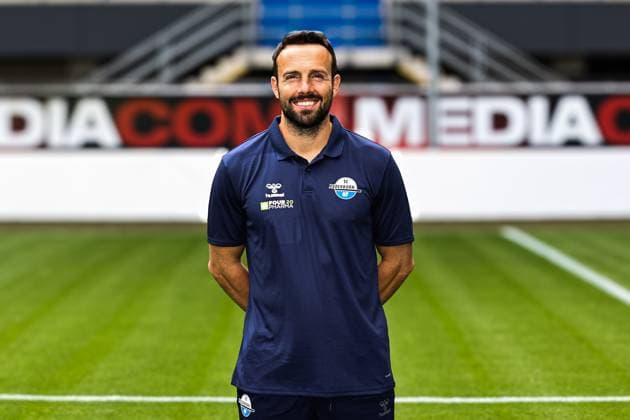 Trainer Ralf Kettemann, SC Paderborn - 2. Fussball Bundesliga Porträttermin 2. BL 2025 2026 offizieller Fototermin SC Paderborn in der Home Deluxe Arena in Paderborn - Porträt, Portrait, Einzelbild, Deutschland, Fussball, Maenner, GER, 11.07.2025