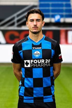 Joel Vega, SC Paderborn - 2. Fussball Bundesliga Porträttermin 2. BL 2025 2026 offizieller Fototermin SC Paderborn in der Home Deluxe Arena in Paderborn - Porträt, Portrait, Einzelbild, Deutschland, Fussball, Maenner, GER, 11.07.2025