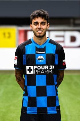 Lucas Copado, SC Paderborn - 2. Fussball Bundesliga Porträttermin 2. BL 2025 2026 offizieller Fototermin SC Paderborn in der Home Deluxe Arena in Paderborn - Porträt, Portrait, Einzelbild, Deutschland, Fussball, Maenner, GER, 11.07.2025