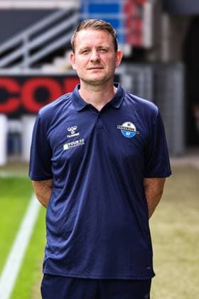 Physiotherapeut Jakob Haunerland, SC Paderborn - 2. Fussball Bundesliga Porträttermin 2. BL 2025 2026 offizieller Fototermin SC Paderborn in der Home Deluxe Arena in Paderborn - Porträt, Portrait, Einzelbild, Deutschland, Fussball, Maenner, GER, 11.07.2025