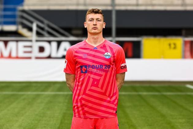 Torwart Markus Schubert, SC Paderborn - 2. Fussball Bundesliga Porträttermin 2. BL 2025 2026 offizieller Fototermin SC Paderborn in der Home Deluxe Arena in Paderborn - Porträt, Portrait, Einzelbild, Deutschland, Fussball, Maenner, GER, 11.07.2025