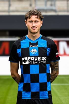 Calvin Brackelmann, SC Paderborn - 2. Fussball Bundesliga Porträttermin 2. BL 2025 2026 offizieller Fototermin SC Paderborn in der Home Deluxe Arena in Paderborn - Porträt, Portrait, Einzelbild, Deutschland, Fussball, Maenner, GER, 11.07.2025