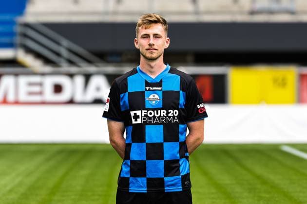 Tjark Scheller, SC Paderborn - 2. Fussball Bundesliga Porträttermin 2. BL 2025 2026 offizieller Fototermin SC Paderborn in der Home Deluxe Arena in Paderborn - Porträt, Portrait, Einzelbild, Deutschland, Fussball, Maenner, GER, 11.07.2025