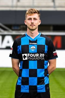 Tjark Scheller, SC Paderborn - 2. Fussball Bundesliga Porträttermin 2. BL 2025 2026 offizieller Fototermin SC Paderborn in der Home Deluxe Arena in Paderborn - Porträt, Portrait, Einzelbild, Deutschland, Fussball, Maenner, GER, 11.07.2025