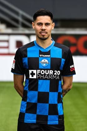 Raphael Obermair, SC Paderborn - 2. Fussball Bundesliga Porträttermin 2. BL 2025 2026 offizieller Fototermin SC Paderborn in der Home Deluxe Arena in Paderborn - Porträt, Portrait, Einzelbild, Deutschland, Fussball, Maenner, GER, 11.07.2025