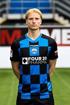 Anton Bäuerle, SC Paderborn - 2. Fussball Bundesliga Porträttermin 2. BL 2025 2026 offizieller Fototermin SC Paderborn in der Home Deluxe Arena in Paderborn - Porträt, Portrait, Einzelbild, Deutschland, Fussball, Maenner, GER, 11.07.2025