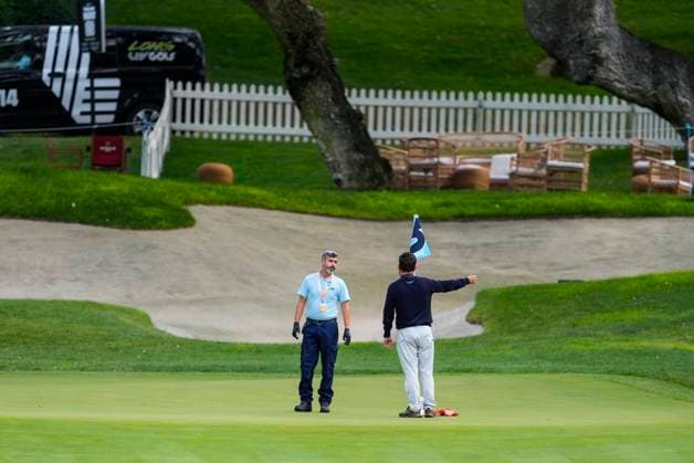 July 12, 2025, Cadiz, Cadiz, SPAIN: Change holes of green for day two during day one resume game for weather yesterday of the LIV Golf Andalucia at Golf Club Royal of Valderrama on July 12, 2025 in Cadiz, Spain. Cadiz SPAIN - ZUMAa181 20250712_zaa_a181_039 Copyright: xJoaquinxCorcherox