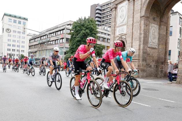 CYCLING - Tour of Austria 2025 INNSBRUCK,AUSTRIA,12.JUL.25 - CYCLING - Tour of Austria, stage 3, Innsbruck - Kuehtai. Image shows the peloton.  GEPAxpictures xMichaelxKristen