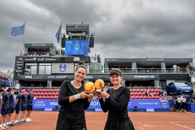 250712 Jesika Maleckova of Czech Republic and Miriam Skoch of Czech Republic celebrate after winning during the double final of Nordea Open on July 12, 2025 in Bastad. Photo: Mathilda Schuler BILDBYRAN kod MA MA0844 tennis WTA, Tennis Damen 125 nordea open dubbelfinal dam bbeng jubel Copyright: MATHILDAxSCHULER BB250712MA047