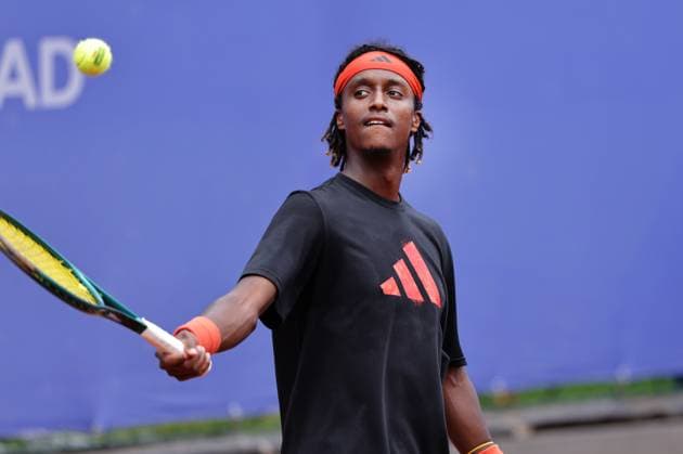 BASTAD, SVERIGE 20250712 Mikael Ymer tränar under lördagens inför herrarnas tennisturneringen Nordea Open i Bastad. BASTAD SVERIGE x9200x