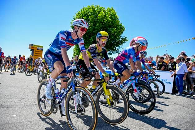 Tour de France 2025 Stage 8 LAVAL ESPACE MAYENNE, FRANCE - JULY 12 : Rider of Soudal Quick-Step, Campenaerts Victor (BEL) of Team Visma - Lease a Bike at the start of the race during stage 8 of the 112th edition of Tour de France an UCI World Tour 2.UWT cycling road race stage for Men Elite of 174 km with start in Saint-Meen-le-Grand and finish in Laval Espace Mayenne on July 12, 2025 in Laval Espace Mayenne, France, 12 07 2025 ( Motordriver Kenny Verfaillie - Laval Espace Mayenne France  Copyright: xJanxDexMeuleneirx