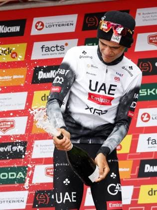 CYCLING - Tour of Austria 2025 KUEHTAI,AUSTRIA,12.JUL.25 - CYCLING - Tour of Austria, stage 3, Innsbruck - Kuehtai. Image shows the rejoicing of Isaac del Toro (MEX UAE TEAM EMIRATES XRG). keywords: award ceremony.  GEPAxpictures xMichaelxKristen