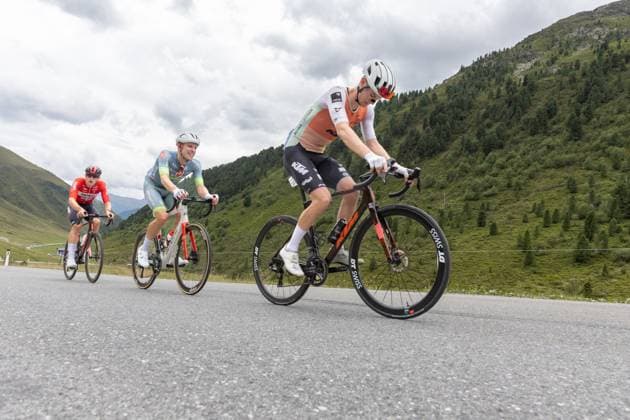 CYCLING - Tour of Austria 2025 KUEHTAI,AUSTRIA,12.JUL.25 - CYCLING - Tour of Austria, stage 3, Innsbruck - Kuehtai. Image shows participants.  GEPAxpictures xMichaelxKristen