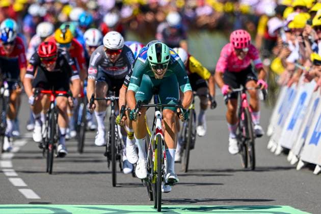 Tour de France 2025 Stage 8 LAVAL ESPACE MAYENNE, FRANCE - JULY 12 : Milan Jonathan (BEL) of Lidl - Trek in the final sprint during stage 8 of the 112th edition of Tour de France an UCI World Tour 2.UWT cycling road race stage for Men Elite of 174 km with start in Saint-Meen-le-Grand and finish in Laval Espace Mayenne on July 12, 2025 in Laval Espace Mayenne, France, 12 07 2025 ( Motordriver Kenny Verfaillie - Laval Espace Mayenne France  Copyright: xVincentxKalutx