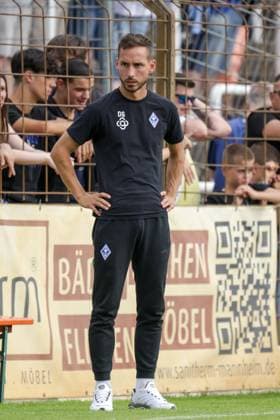 12.07.2025, xhettx, Fussball , VFR Mannheim - SV Waldhof Mannheim v.l. Dominik Glawogger (SV Waldhof Mannheim, Trainer) (DFL DFB REGULATIONS PROHIBIT ANY USE OF PHOTOGRAPHS as IMAGE SEQUENCES and or QUASI-VIDEO)